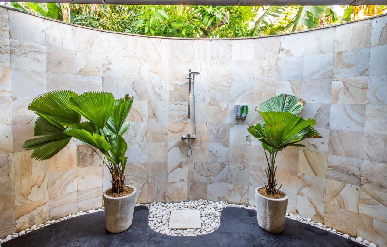 Villa Janitra Seminyak Extérieur photo